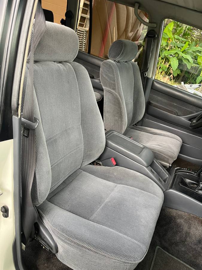 Toyota-Land-cruiser-1993-14