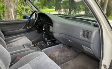 Toyota-Land-cruiser-1993-15