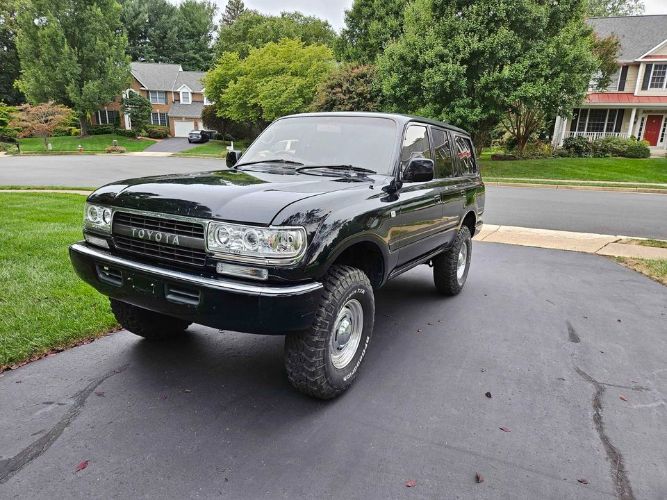 Toyota-Land-cruiser-1994-Black-Gray-1