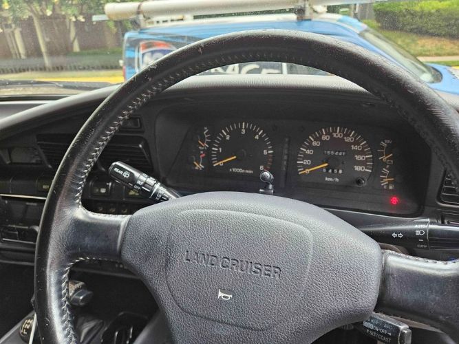 Toyota-Land-cruiser-1994-Black-Gray-17