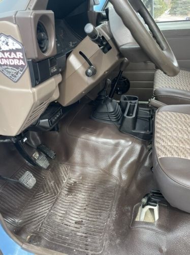 Toyota-Land-cruiser-1994-Blue-Brown-15