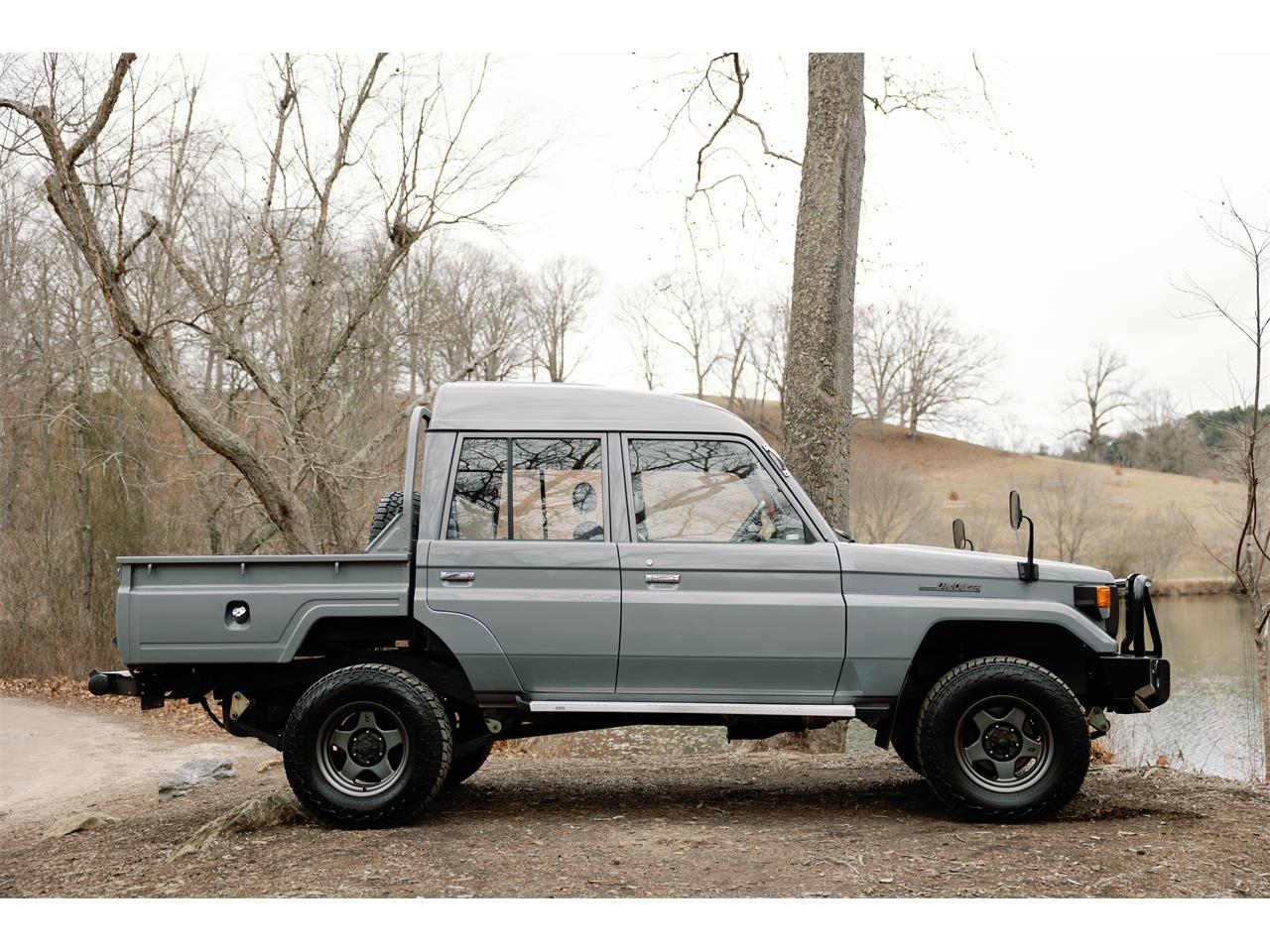 Toyota-Land-cruiser-1995-Cement-Grey-Greyred-20