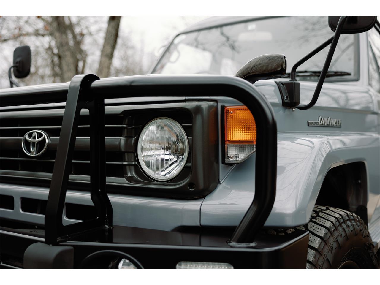 Toyota-Land-cruiser-1995-Cement-Grey-Greyred-23
