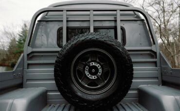 Toyota-Land-cruiser-1995-Cement-Grey-Greyred-34