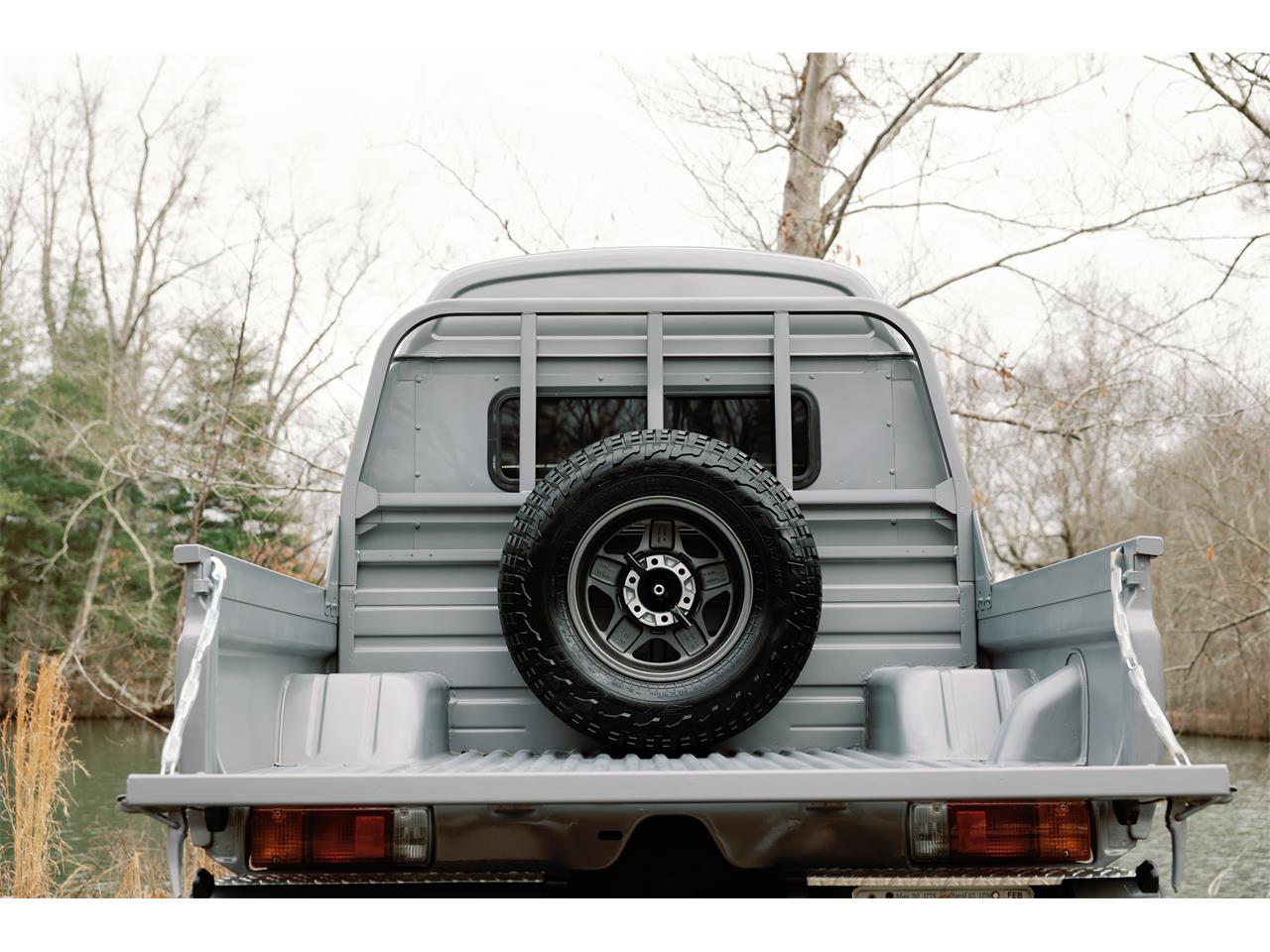 Toyota-Land-cruiser-1995-Cement-Grey-Greyred-39