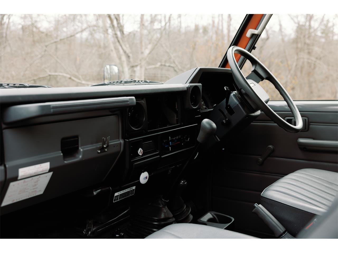 Toyota-Land-cruiser-1995-Cement-Grey-Greyred-40