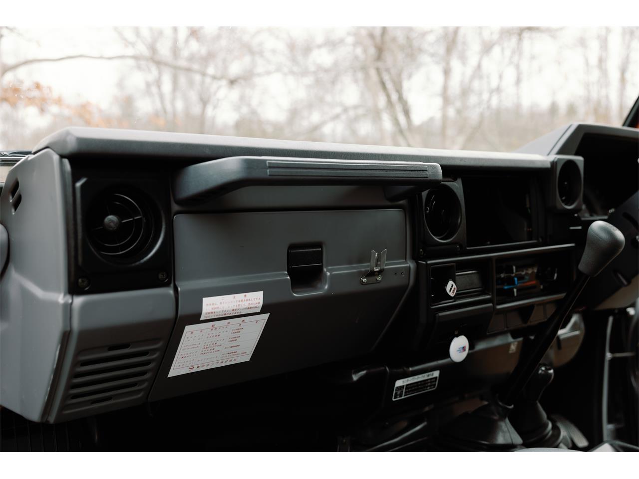 Toyota-Land-cruiser-1995-Cement-Grey-Greyred-41