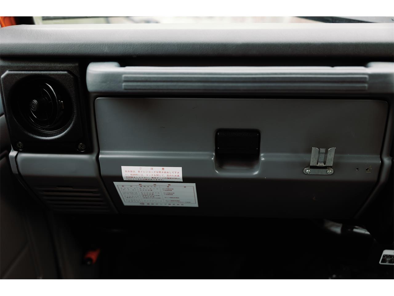 Toyota-Land-cruiser-1995-Cement-Grey-Greyred-44