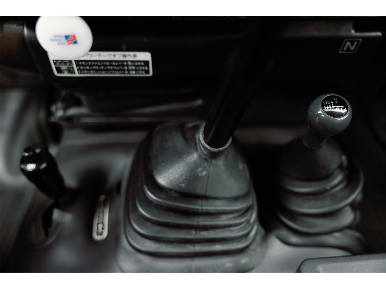Toyota-Land-cruiser-1995-Cement-Grey-Greyred-47