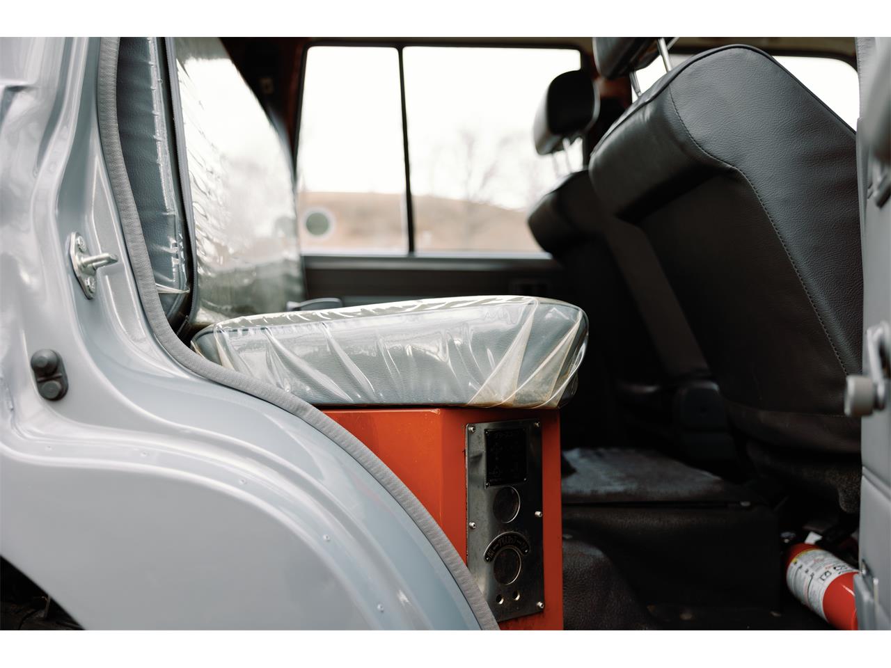 Toyota-Land-cruiser-1995-Cement-Grey-Greyred-55