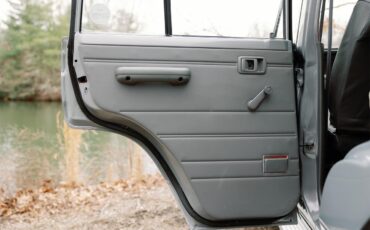 Toyota-Land-cruiser-1995-Cement-Grey-Greyred-60
