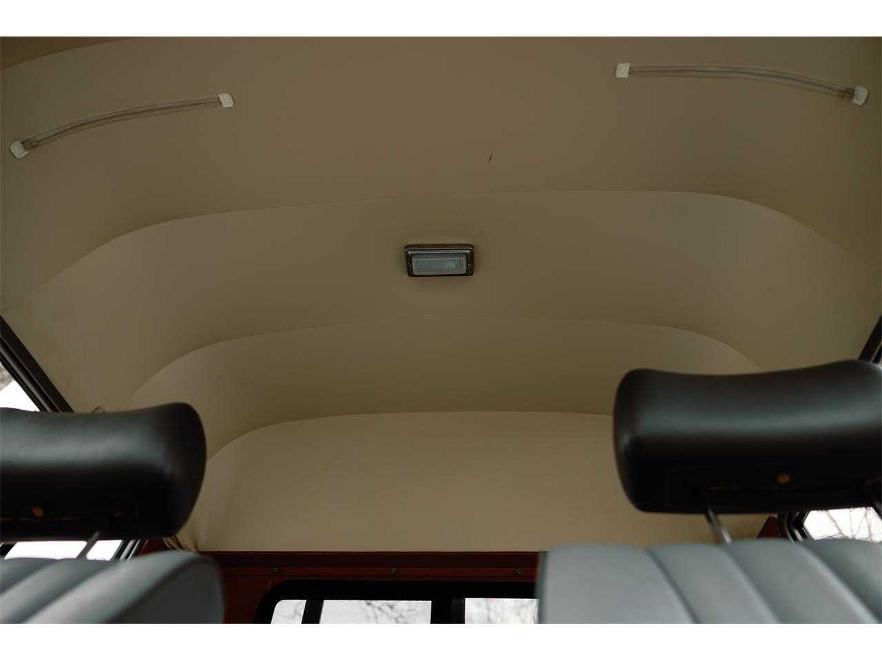 Toyota-Land-cruiser-1995-Cement-Grey-Greyred-7
