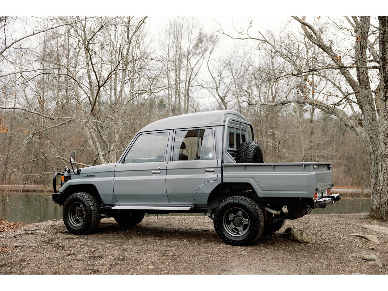 Toyota-Land-cruiser-1995-Cement-Grey-Greyred-75