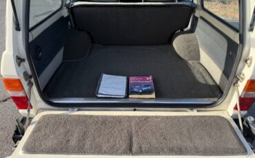 Toyota-Land-cruiser-60-1985-white-9