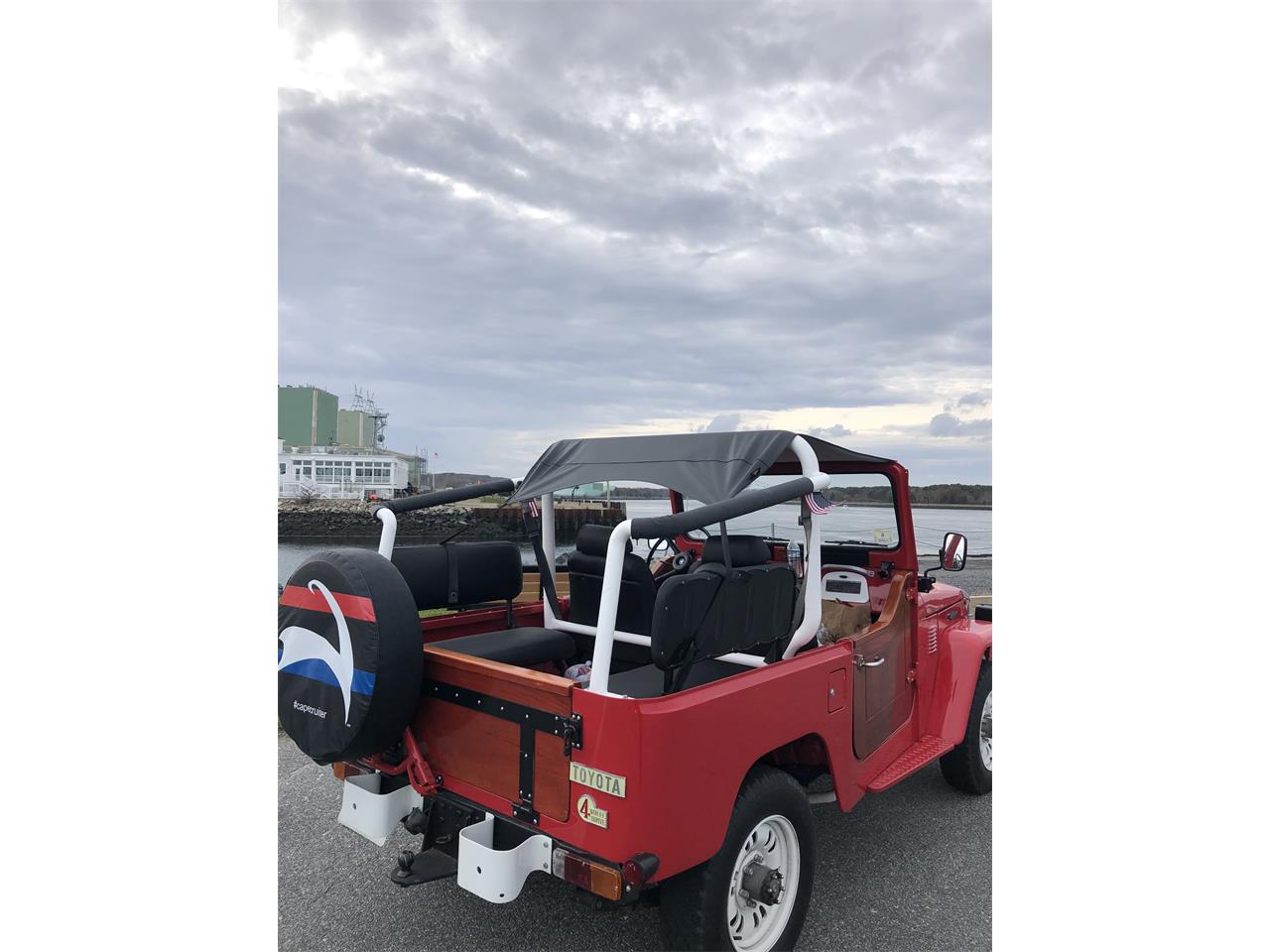 Toyota-Land-cruiser-bj40-1980-Red-Black-20