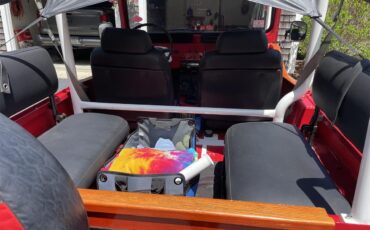 Toyota-Land-cruiser-bj40-1980-Red-Black-3