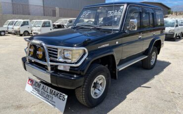 Toyota-Land-cruiser-diesel-1993-black-21