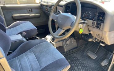 Toyota-Land-cruiser-diesel-1993-black-8