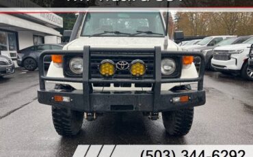 Toyota-Land-cruiser-diesel-1995-white-10