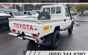 Toyota-Land-cruiser-diesel-1995-white-7