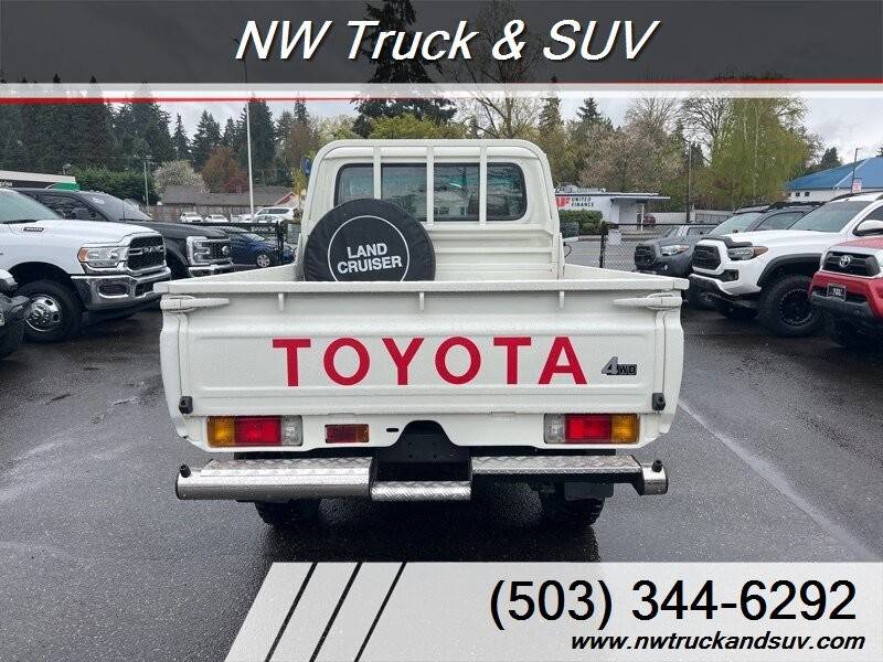 Toyota-Land-cruiser-diesel-1995-white-8