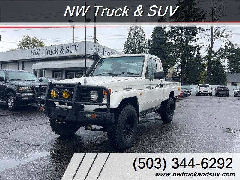 Toyota-Land-cruiser-diesel-1995-white