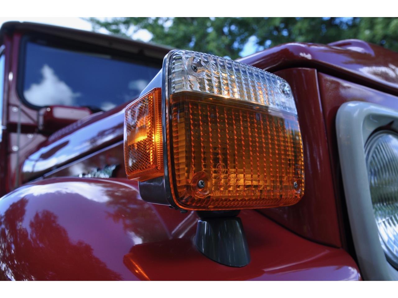 Toyota-Land-cruiser-fj-1979-Red-with-white-top-Gray-17