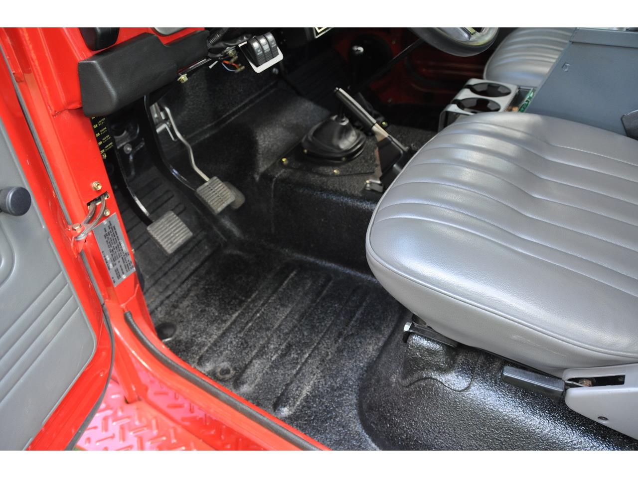 Toyota-Land-cruiser-fj-1979-Red-with-white-top-Gray-24
