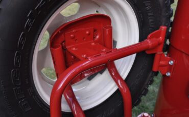 Toyota-Land-cruiser-fj-1979-Red-with-white-top-Gray-41