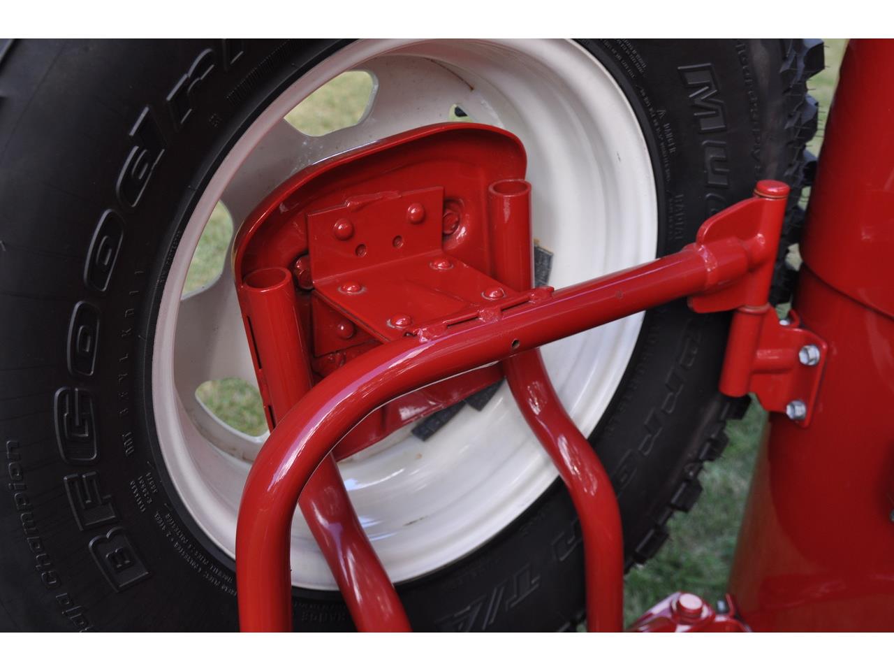 Toyota-Land-cruiser-fj-1979-Red-with-white-top-Gray-41
