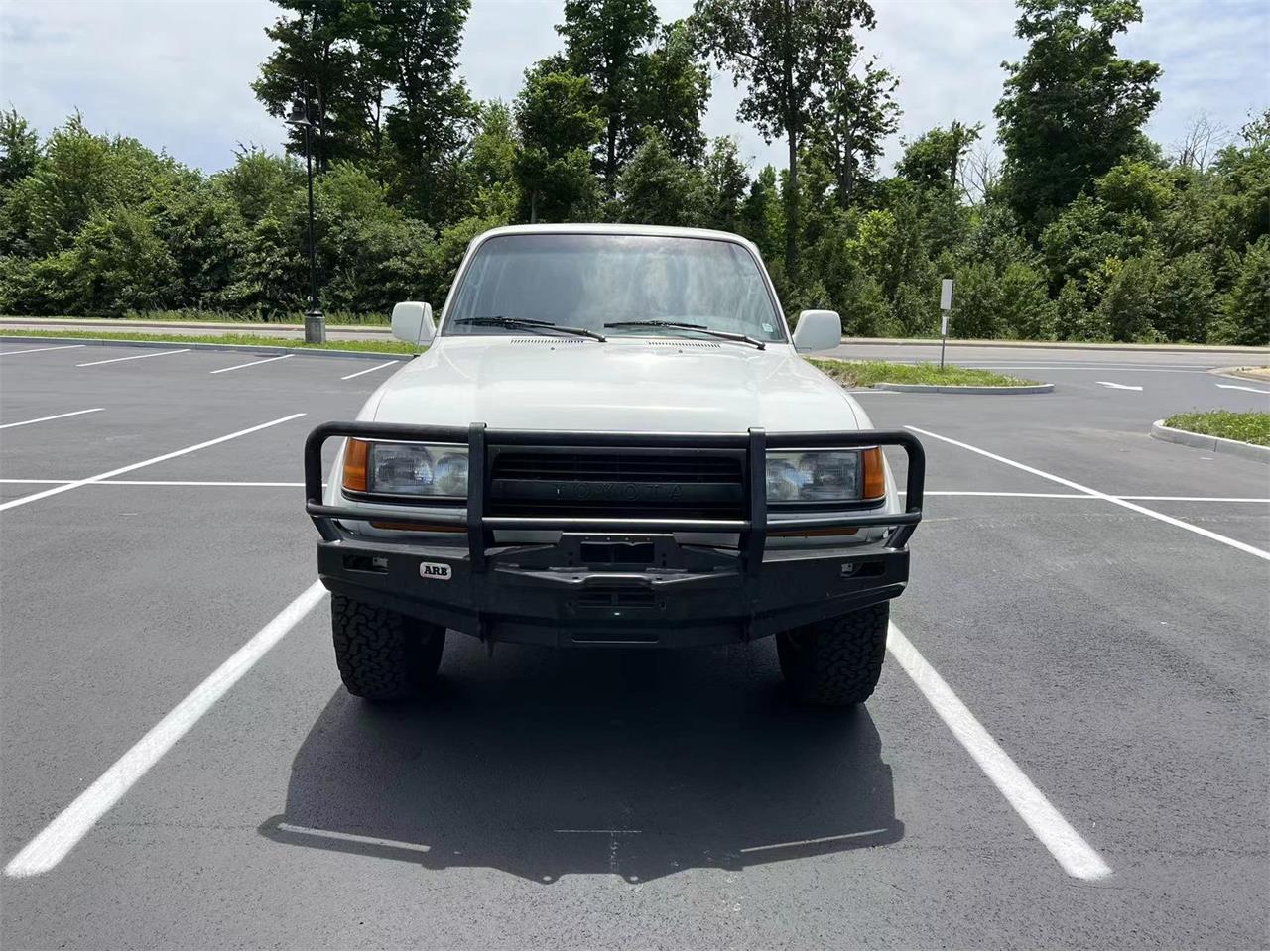 Toyota-Land-cruiser-fj-1991-White-Grey-1