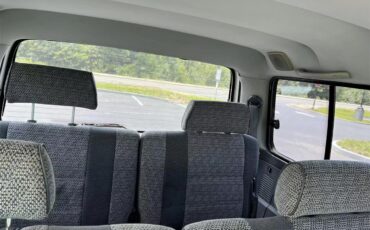 Toyota-Land-cruiser-fj-1991-White-Grey-10
