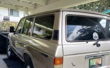 Toyota-Land-cruiser-fj-62-1990-1