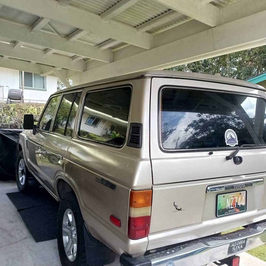 Toyota-Land-cruiser-fj-62-1990-1