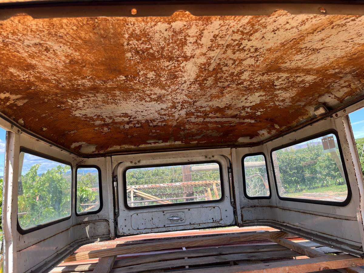 Toyota-Land-cruiser-fj40-1969-white-14