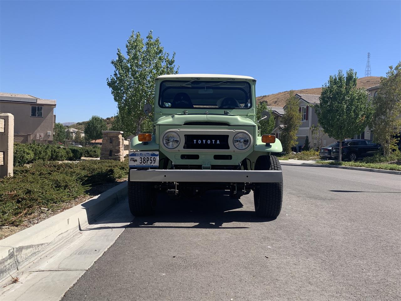 Toyota-Land-cruiser-fj40-1970-Green-Black-10