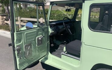 Toyota-Land-cruiser-fj40-1970-Green-Black-17