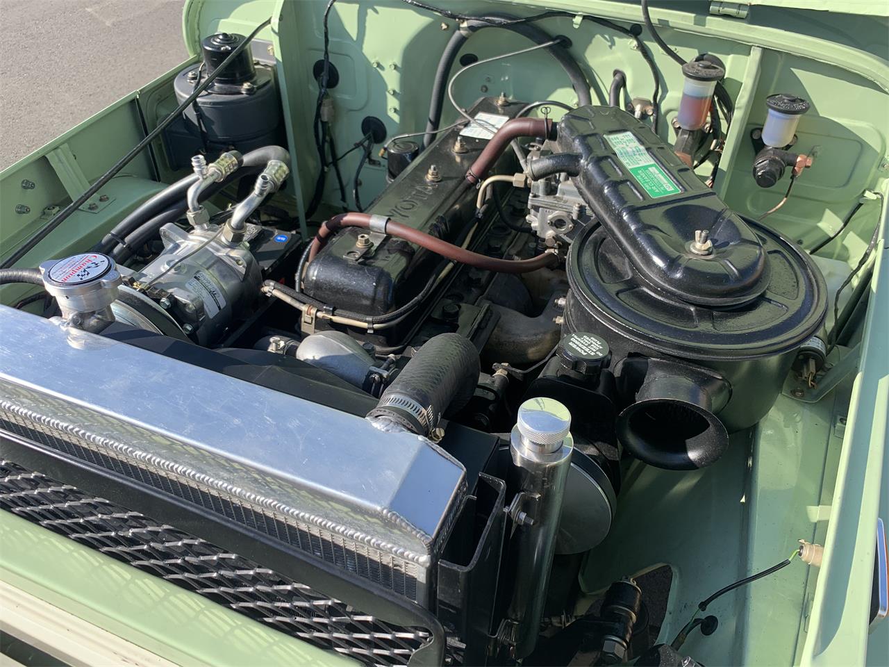 Toyota-Land-cruiser-fj40-1970-Green-Black-27