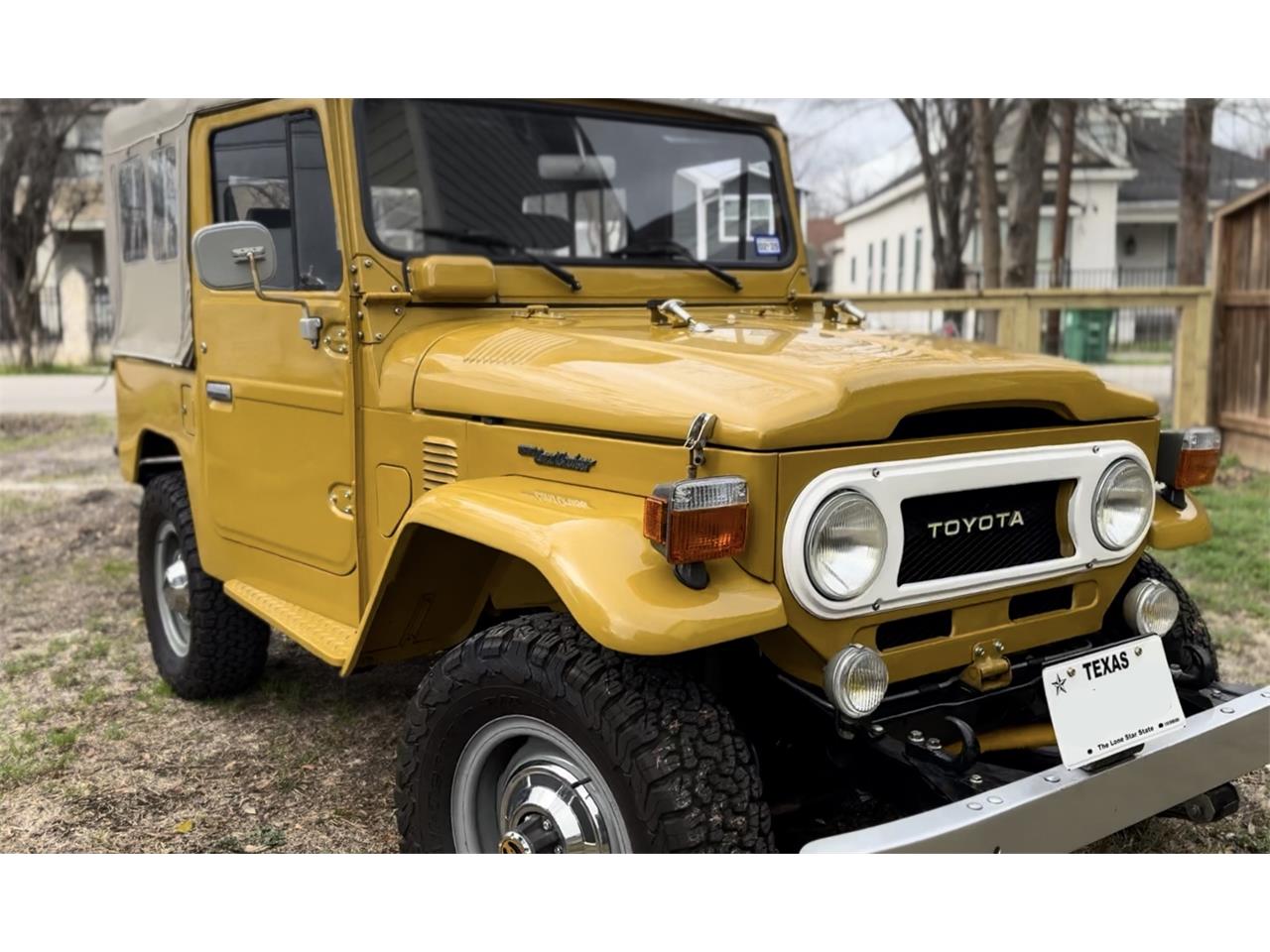 Toyota-Land-cruiser-fj40-1971-Yellow-Gray-14