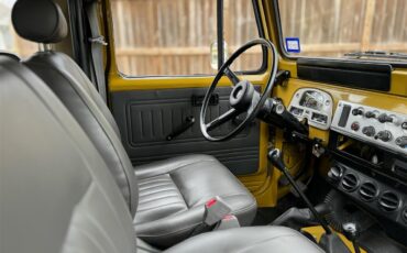 Toyota-Land-cruiser-fj40-1971-Yellow-Gray-18