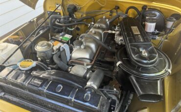 Toyota-Land-cruiser-fj40-1971-Yellow-Gray-4
