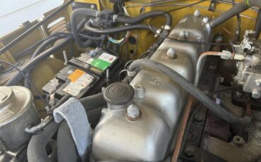 Toyota-Land-cruiser-fj40-1971-Yellow-Gray-5