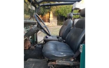 Toyota-Land-cruiser-fj40-1974-Green-Black-1
