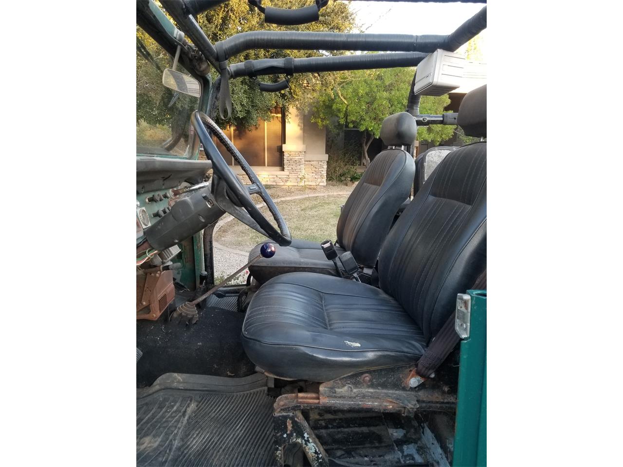 Toyota-Land-cruiser-fj40-1974-Green-Black-1