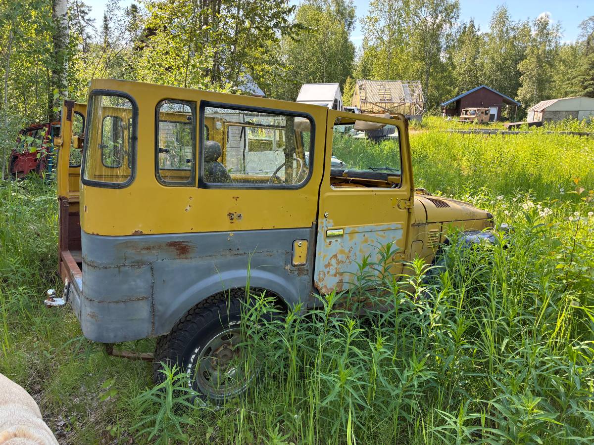Toyota-Land-cruiser-fj40-1977-7