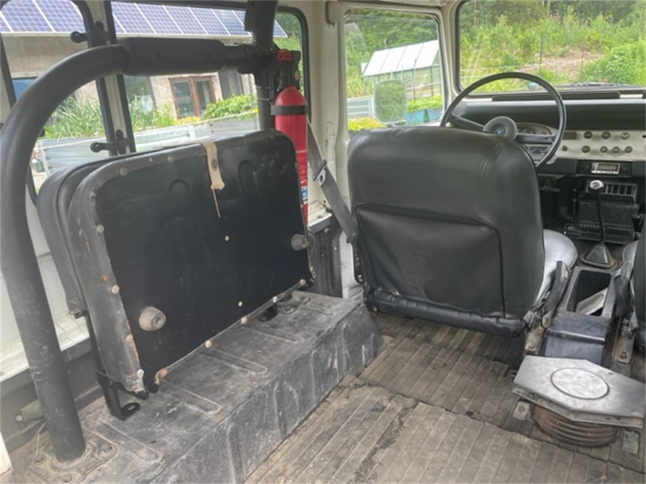 Toyota-Land-cruiser-fj40-1978-White-Blackgrey-13