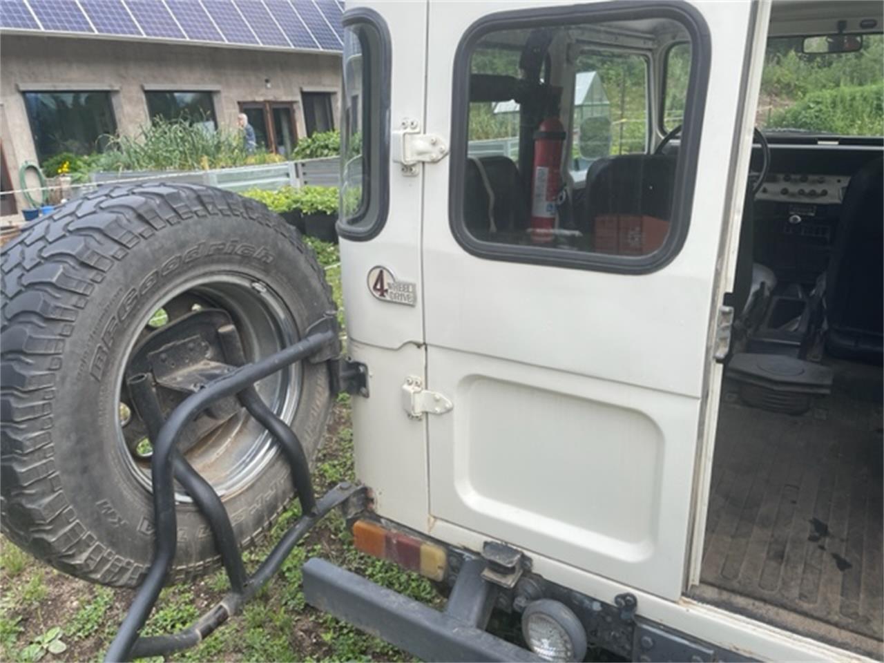 Toyota-Land-cruiser-fj40-1978-White-Blackgrey-16