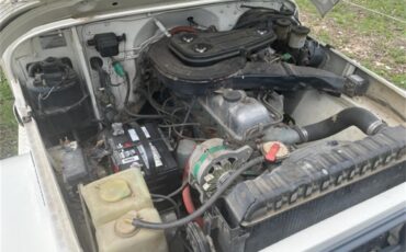 Toyota-Land-cruiser-fj40-1978-White-Blackgrey-20