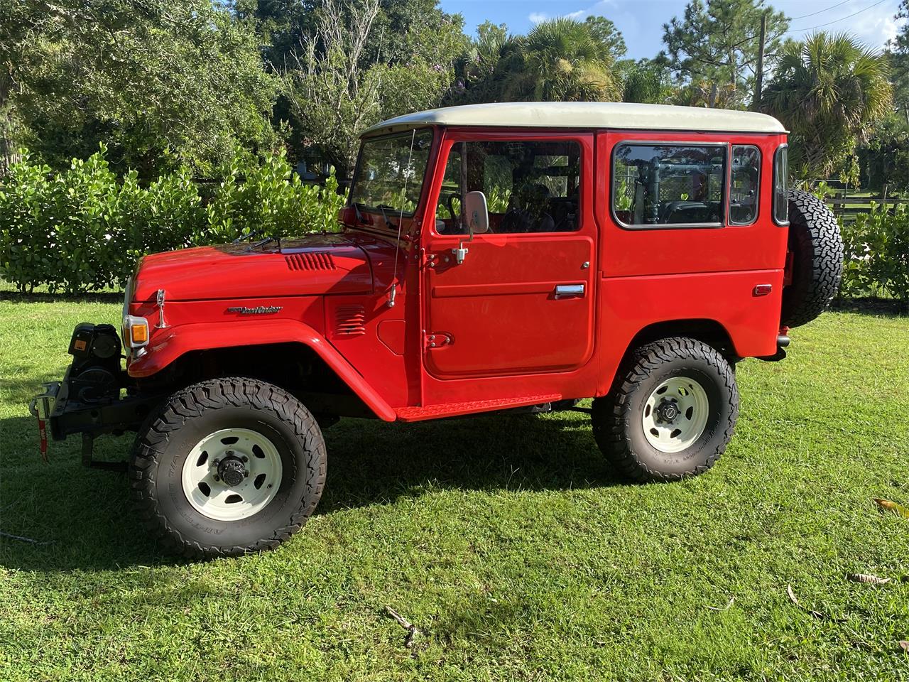 Toyota-Land-cruiser-fj40-1979-Red-Blkgrey-10
