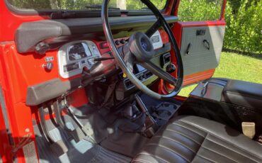 Toyota-Land-cruiser-fj40-1979-Red-Blkgrey-12